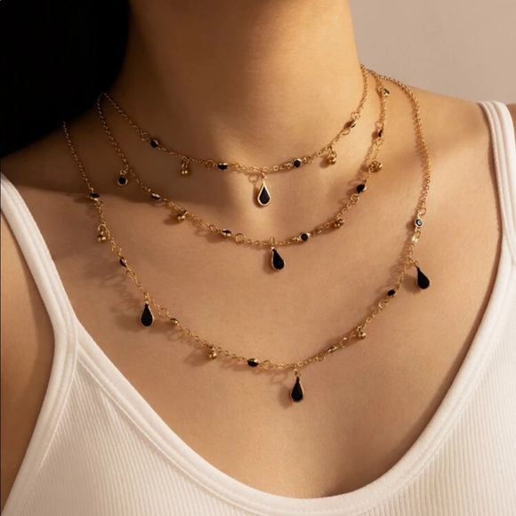 Water Drop 3 Layer Necklace (black/gold) - Picture 4 of 9